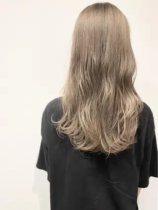 ロング MYRTLE TSUNODAのヘアスタイル