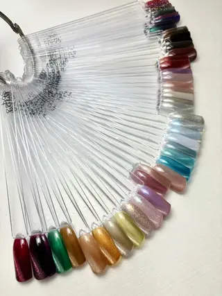 ネイル ラヴィアンローズ所属・S. kurumiのネイルデザイン