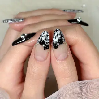 ネイル Yuna🩵 RE:N.Nailのネイルデザイン