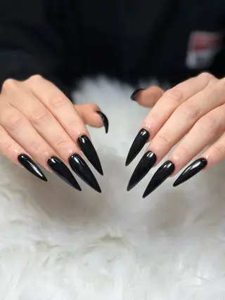 ネイル AURA NAIL 上前津のネイルデザイン