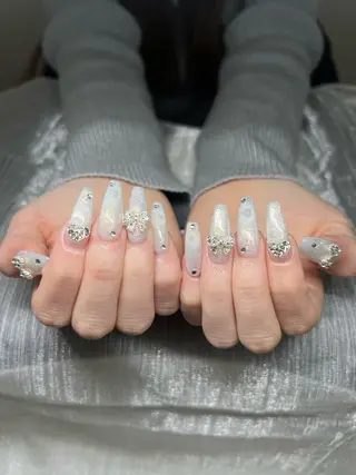 ネイル Lee Nails チップ長さだし専門店のネイルデザイン