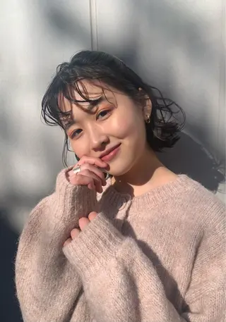 ミディアム A10+α所属・加茂 しのぶのヘアスタイル