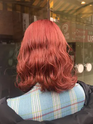 ミディアム カラー uru"所属・uru" すずきさゆりのヘアスタイル