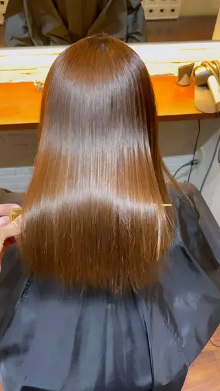 ミディアム CoCooN TAKUMAのヘアスタイル