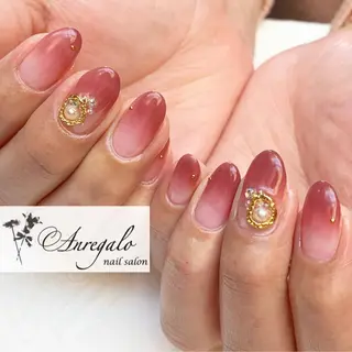 ネイル nail salon Anregalo《アンレガロ》所属・橋本 麻未のネイルデザイン