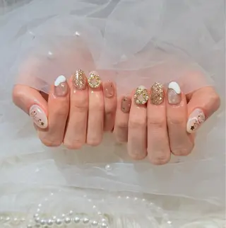 ミディアム マシェリローズ所属・Macherie Roseのネイルデザイン