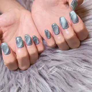 ネイル White lily所属・牧田 雅世のネイルデザイン