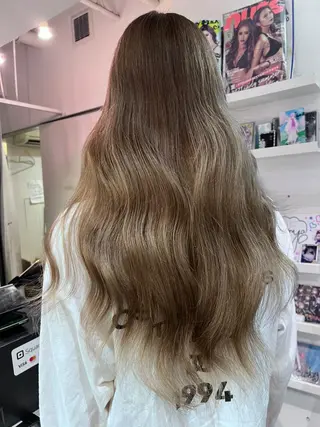 ロング 小田切 裕輝のヘアスタイル