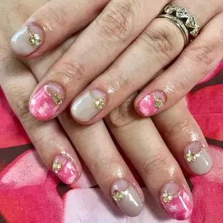 ネイル LOVEnail tomoのネイルデザイン