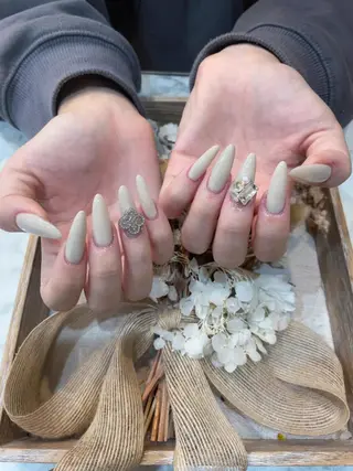 ネイル u1salon所属・ゆい ユイのネイルデザイン