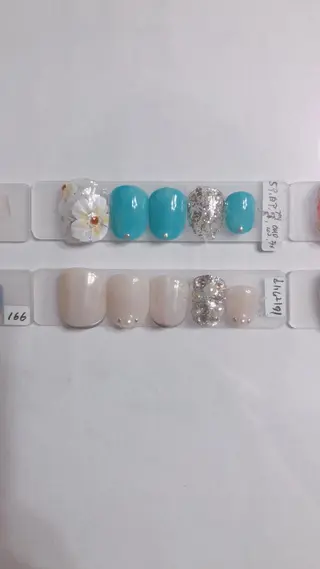 セミロング ネイル 長さ出し専門 nynaのネイルデザイン