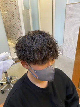 パーマ メンズ プロフィールを ご覧くださいのヘアスタイル