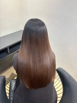 🫧いお/透明感艶 カラー/縮毛矯正🫧のヘアスタイル