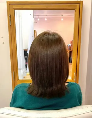 ミディアム カラー CRADLE Takeuchiのヘアスタイル