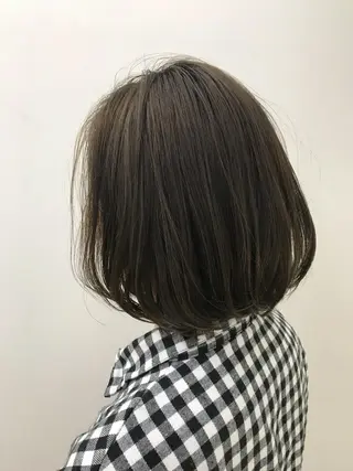 ショート カラー ブリーチカラー/ 岩破瑞希のヘアスタイル