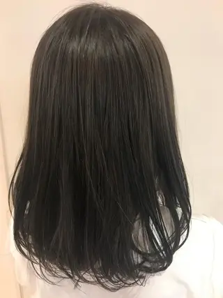 セミロング Le Clic所属・貝通丸 朱里のヘアスタイル