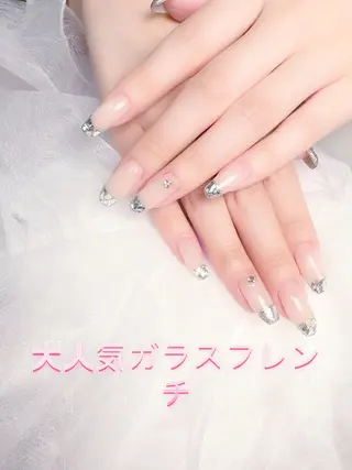 ネイル pink ladyサロン所属・べ にのネイルデザイン
