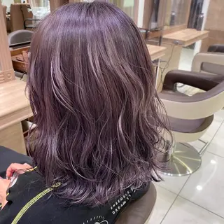 ミディアム カラー 飯田 みづきのヘアスタイル