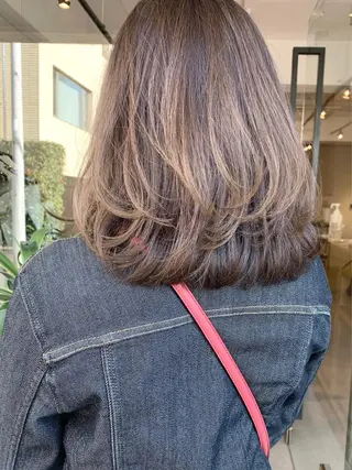 ミディアム カラー 透明感/オリーブ/ グレージュ/YUKAのヘアスタイル