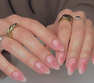 ネイル Pretty J nail salon（長さ出し専門店）所属・Pretty J （長さ出し専門店）のネイルデザイン