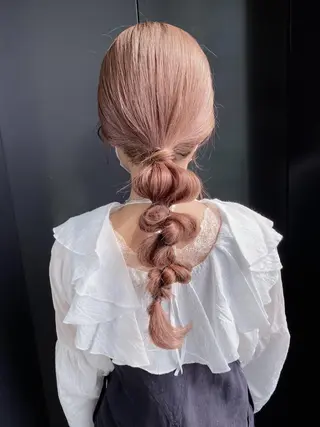 ロング ヘアアレンジ Living所属・ヨシモトリョウ 髪質改善/美髪のヘアスタイル