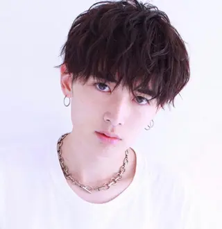 カラー パーマ JYUNESU表参道所属・韓国ヘア🇰🇷🎀 透明感カラーのヘアスタイル