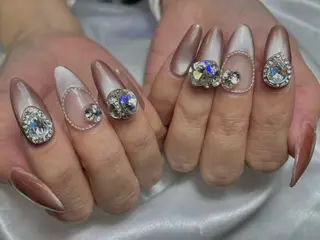 ネイル alma (アルマ)のネイルデザイン