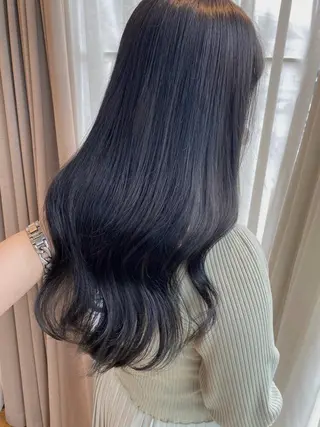 セミロング カラー sio.nail&eyebrow salon shimokitazawa2号店所属・nailist mana𖤐´-のネイルデザイン