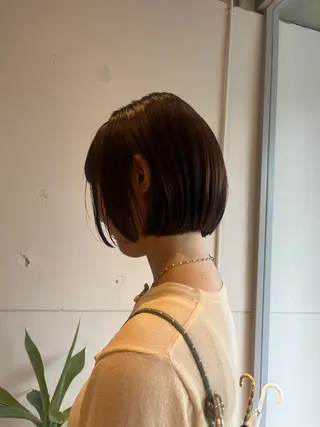 ミディアム 藤井 美歩/赤髪のヘアスタイル