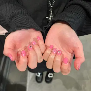 ネイル 鈴木 里奈のネイルデザイン