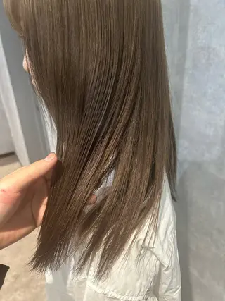 セミロング 最新ケアカラー 髪質改善YUTOのヘアスタイル
