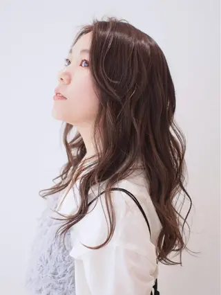 ロング カラー 滝口 瑞季のヘアスタイル