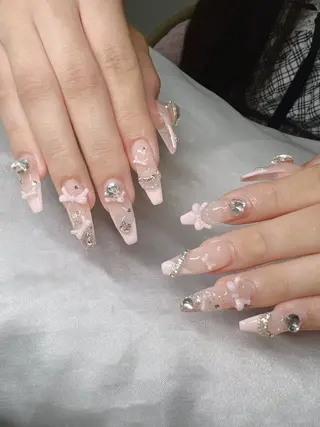 ネイル Lee Nailsのネイルデザイン