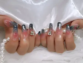 ネイル 高島 夏海のネイルデザイン