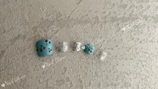 ネイル Kurehashi Yui🧸のネイルデザイン