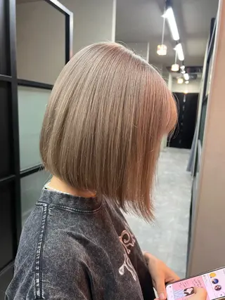カラー newi TATSUのヘアスタイル