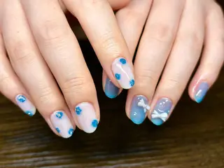 ネイル NEW WORLD所属・Ayu 🪐NEWWORLDのネイルデザイン