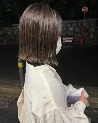 ミディアム カラー ハイライトカラー MINAMIのヘアスタイル