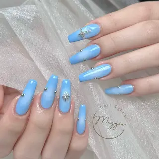 ネイル Maggie Nail🦩のネイルデザイン