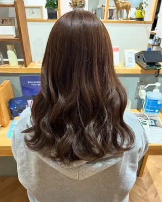 セミロング カラー merc.🌿✨ いとうりかのヘアスタイル