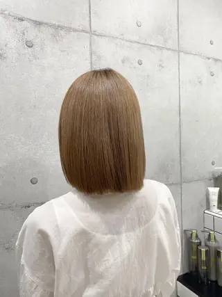 ショート カラー newi赤羽 HINATAのヘアスタイル