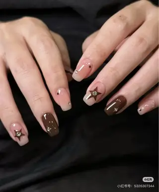 ネイル イブ ネイリのネイルデザイン