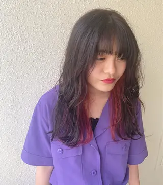 カラー iLi所属・iLi 《イリ》のヘアスタイル