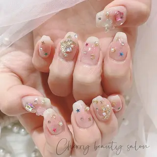 ネイル SAKURA 🍒のネイルデザイン