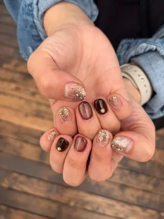 ネイル 2byMAXBEAUTY所属・渡辺 つぐみのネイルデザイン