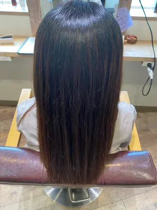 ロング opsia所属・艶カラー×レイヤー Natsumiのヘアスタイル