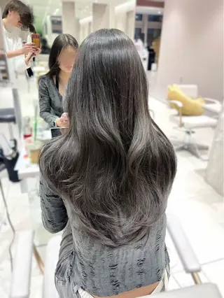 ロング 西田 修馬のヘアスタイル