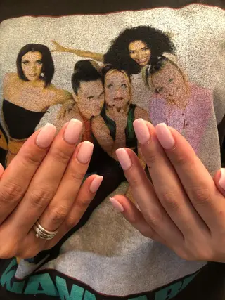 ネイル Nes.Nail所属・Miyagi Asamiのネイルデザイン