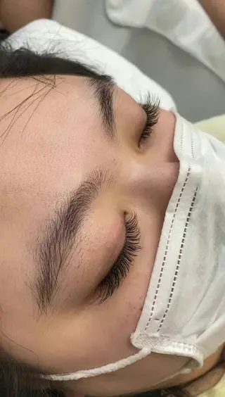 マツエク・マツパ LB美容サロン　池袋東口店所属・古賀 みゆのマツエク・マツパデザイン