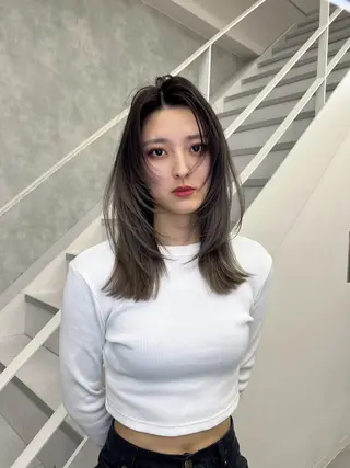 ロング 🚨メンズ曲がる 縮毛矯正りおん🚨のヘアスタイル